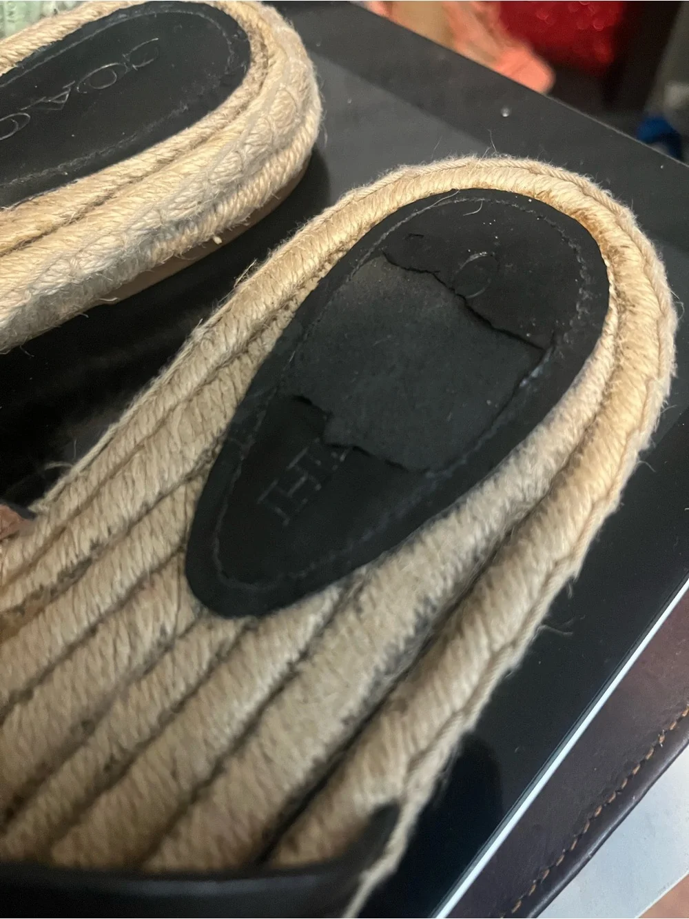 Authentic Coach slides, but one of the tags were torn out. I got out of an unit